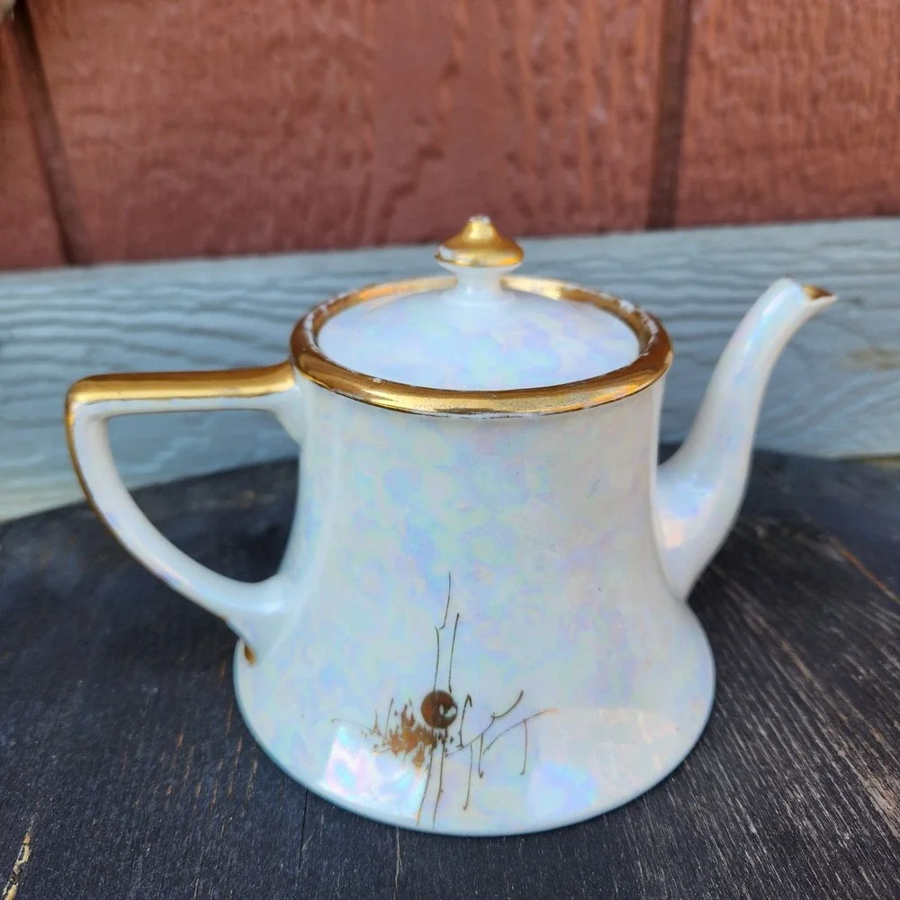 Limoges beautiful teapot